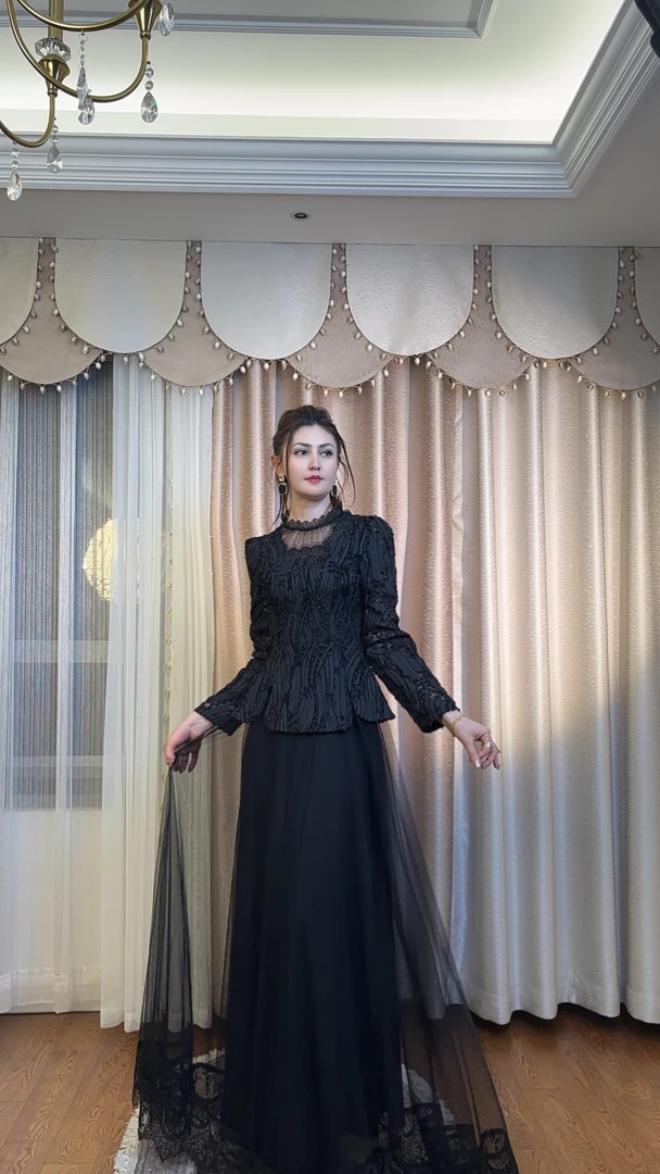 高档春秋新款长款裙蕾丝拼接纯色显瘦女装