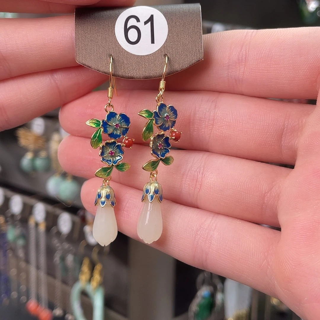 浅***墨翡翠银S925镶嵌耳饰127fh