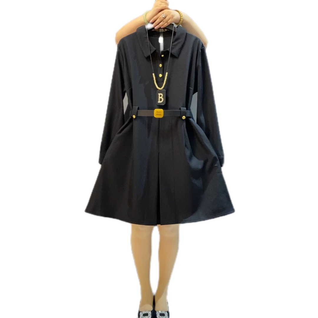 秋季新款大码2025时尚显瘦气质简约收腰百搭通勤高级胖妹妹连衣裙