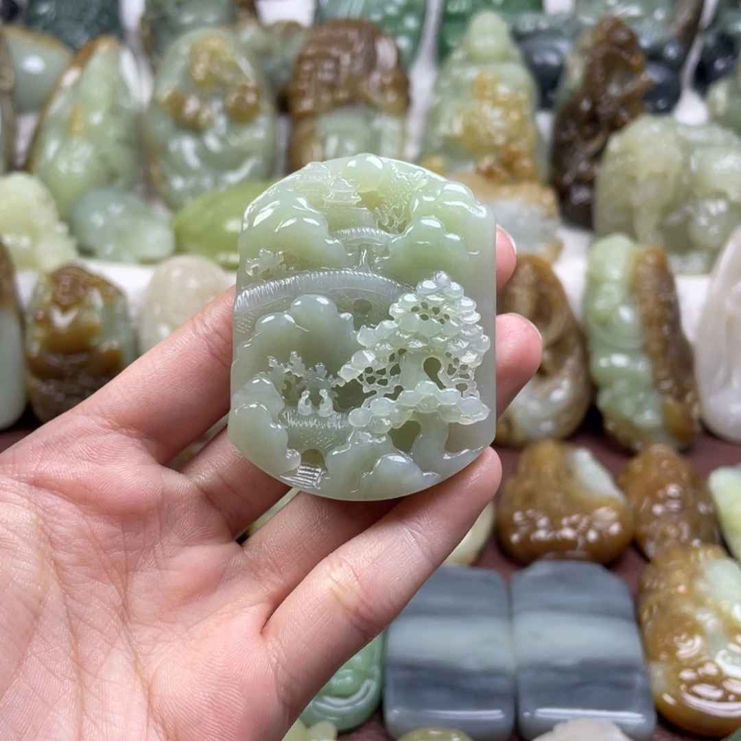 和田玉未镶嵌颈饰