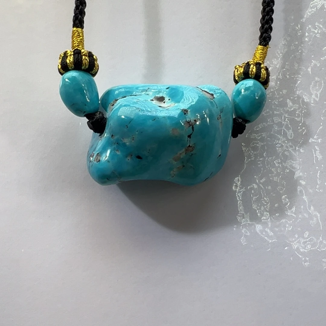 绿松石未镶嵌挂件