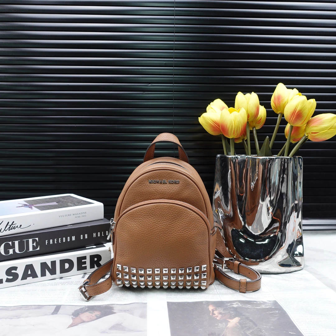 95新 MICHAEL KORS/迈克高仕 双肩包/T10313606