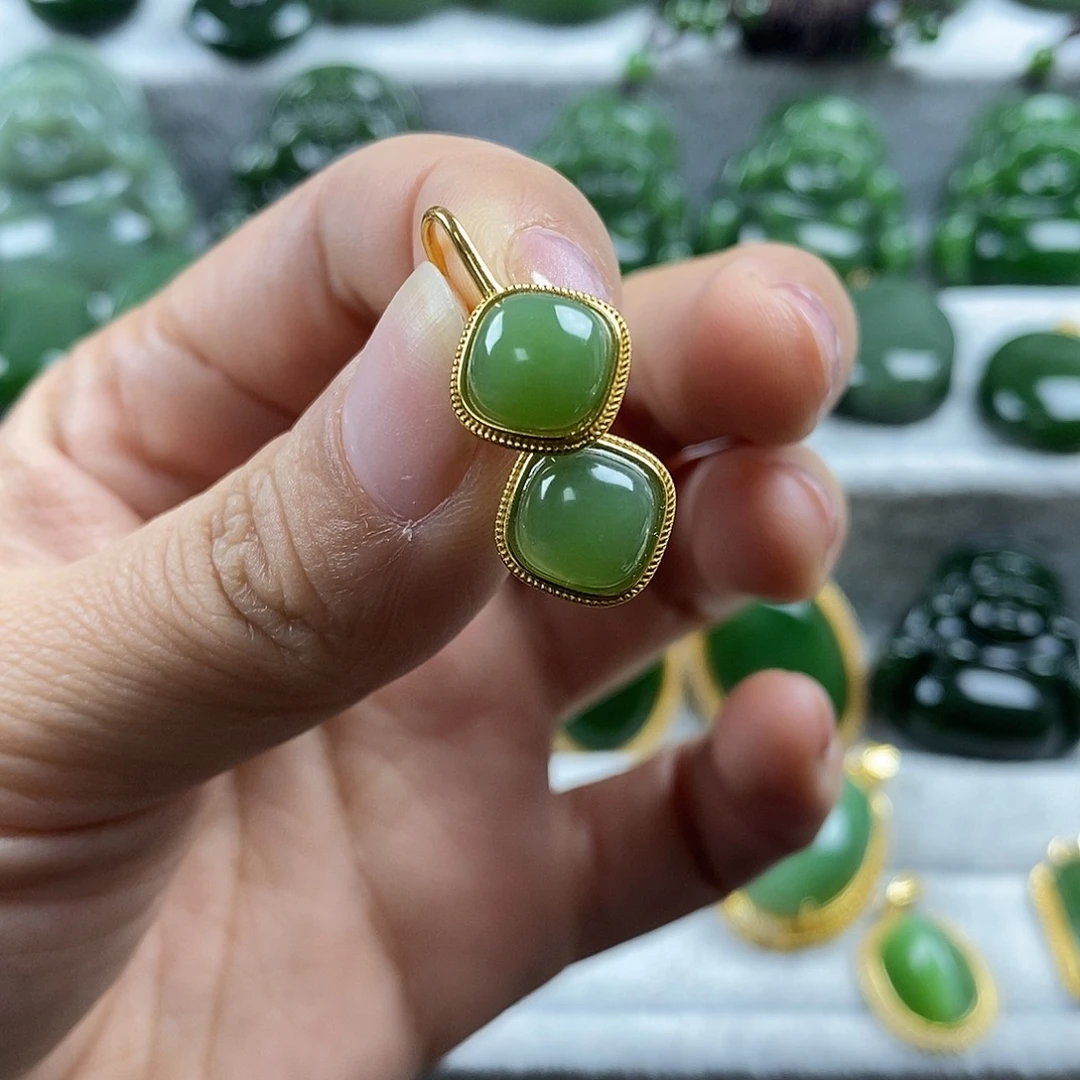 和田玉（碧玉）未镶嵌颈饰