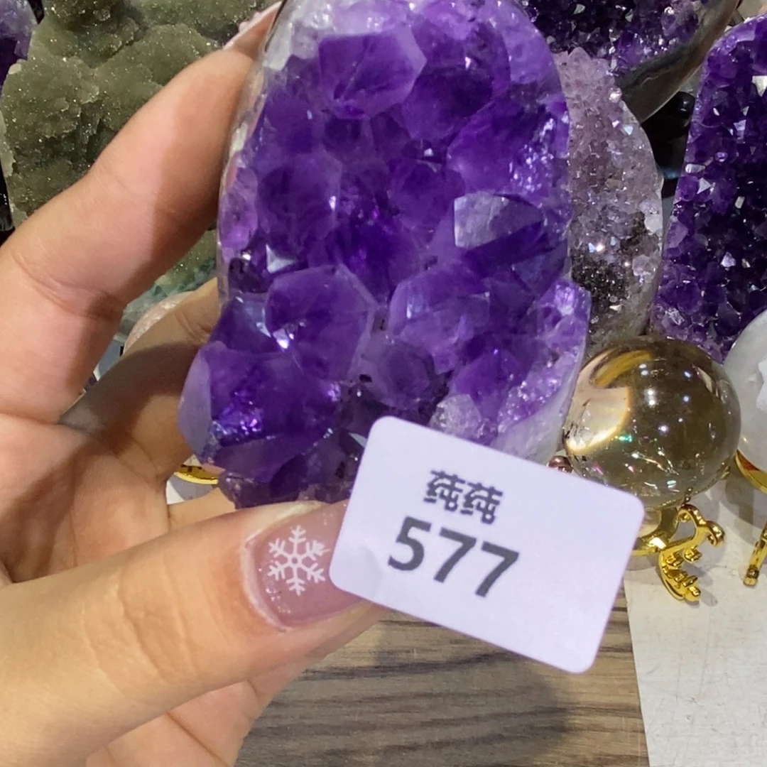 大型摆件（非配饰）紫晶未镶嵌大牙宝石紫