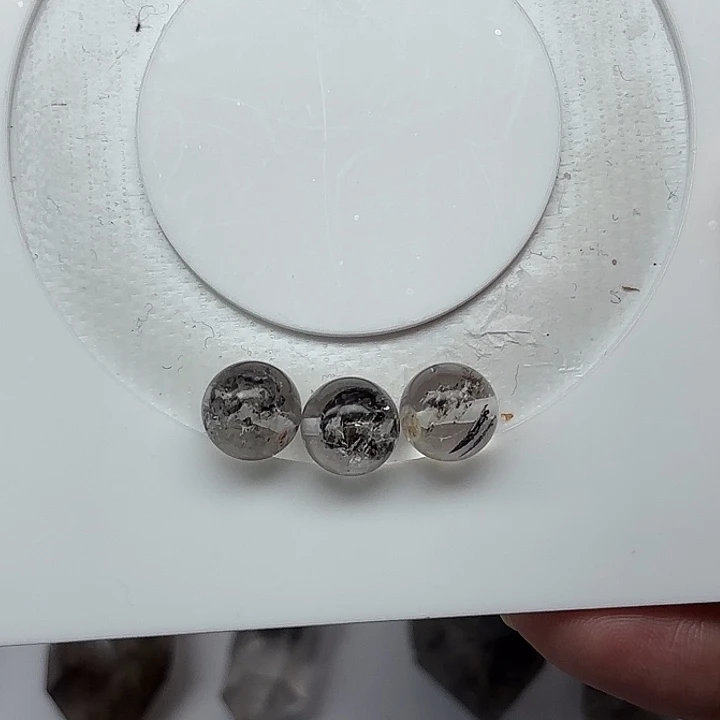 颈饰未镶嵌水晶9mm+闪灵钻圆珠默认微瑕