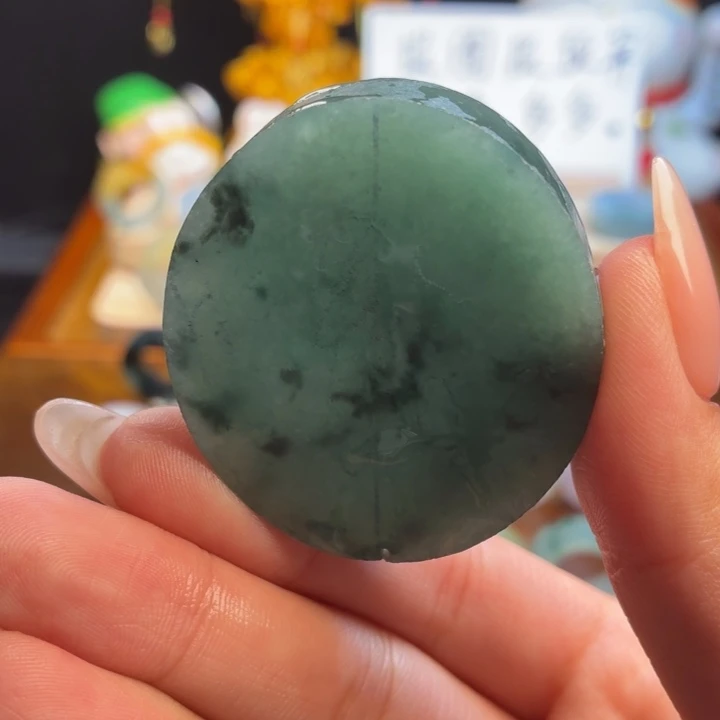 枪***鸟定制翡翠未镶嵌戒圈