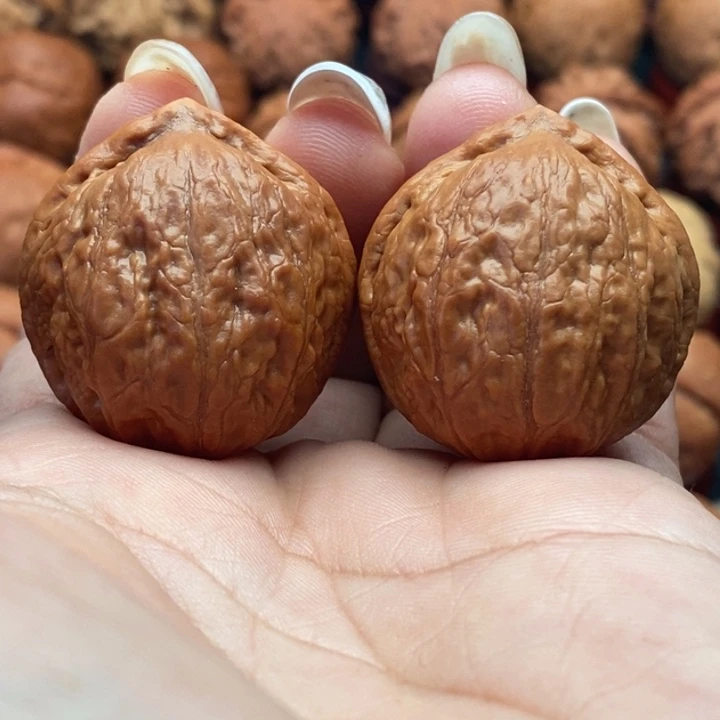 核桃精品文玩核桃手捻金公子