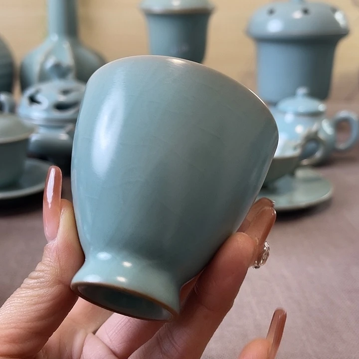 瓷片高足杯一一一一一一