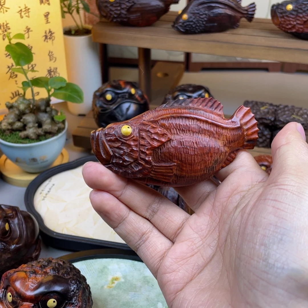 沐***言交趾黄檀（大红酸枝）