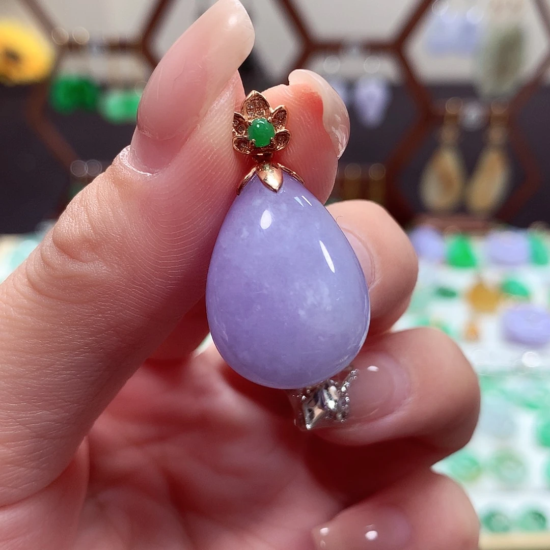 翡翠项链18K金镶嵌天然翡翠