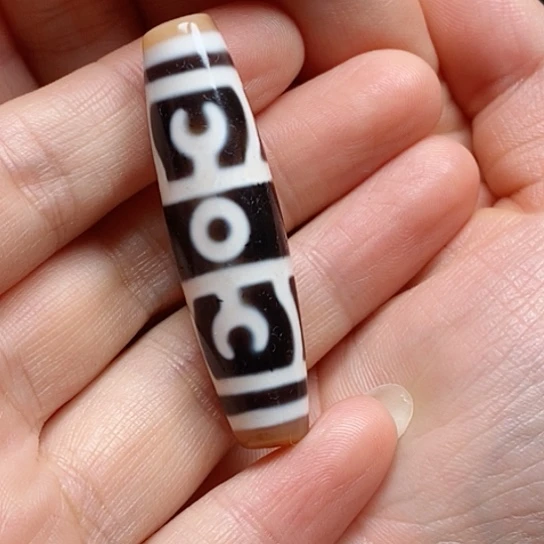 玛瑙/玉髓颈饰未镶嵌春***里