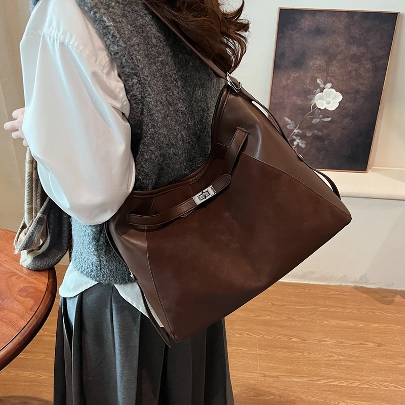 休闲通勤大容量包包女式2025新款简约百搭单肩包外出上班托特包