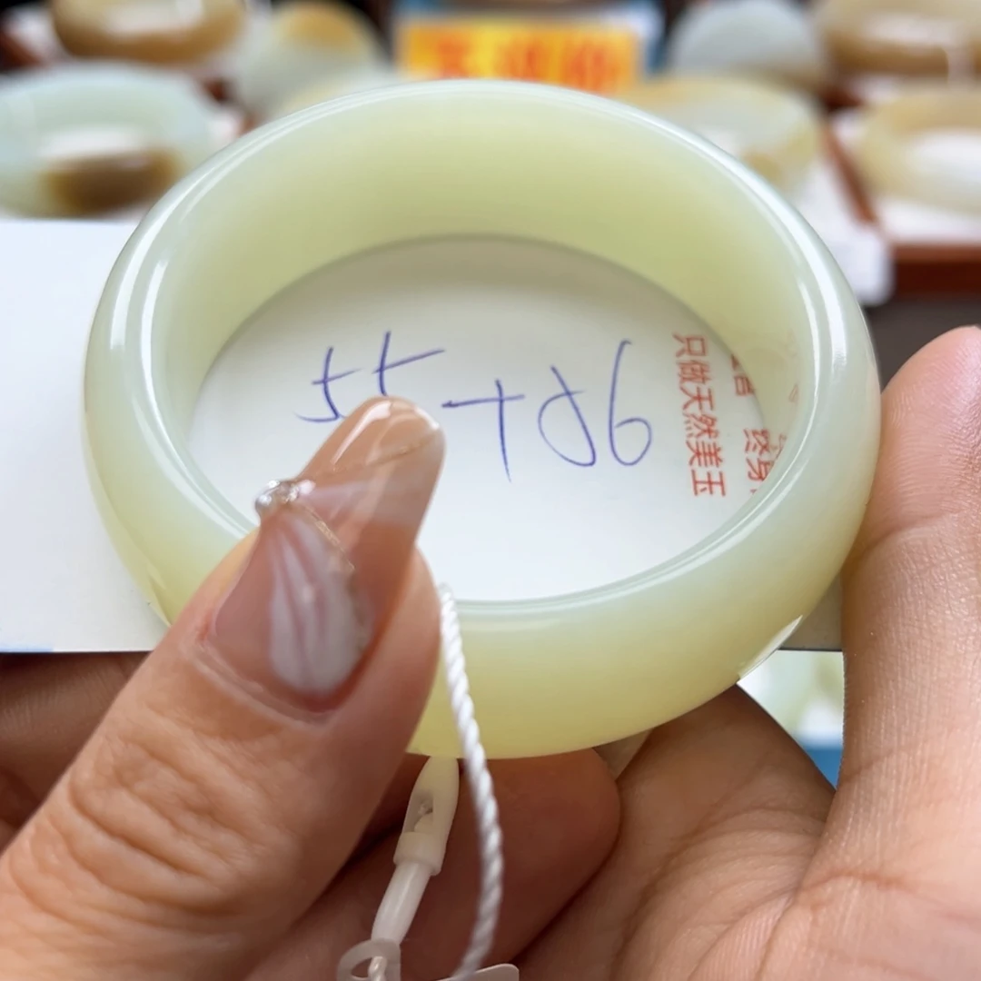 未镶嵌手镯和田玉K***y