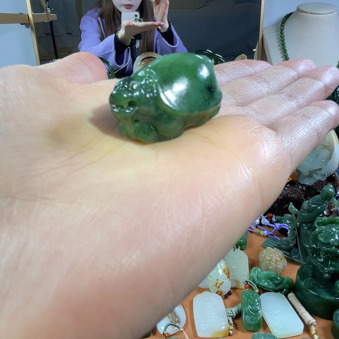 和田玉（碧玉）未镶嵌挂件