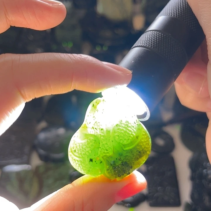 未镶嵌蛇纹石玉泰山玉