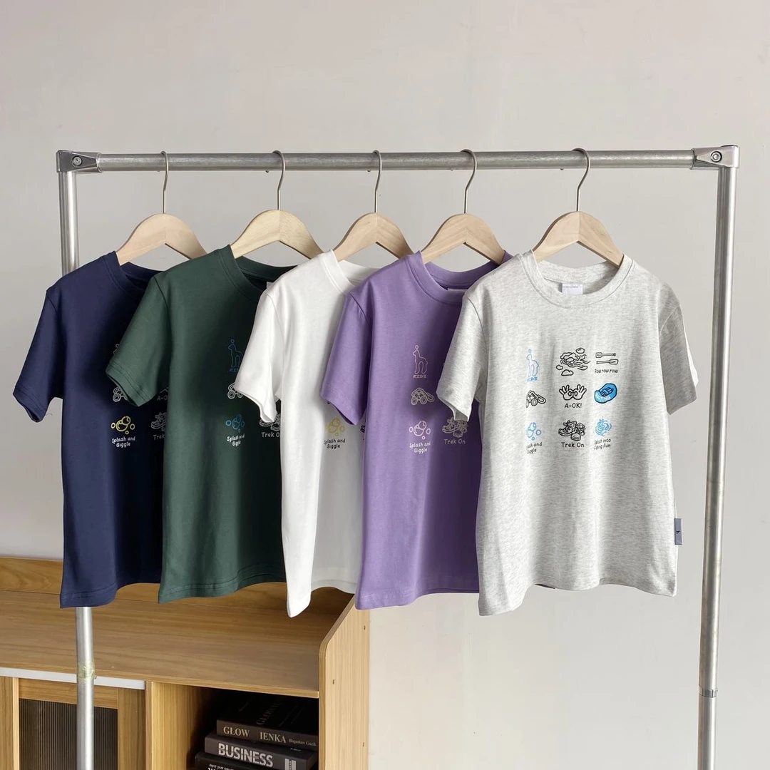 短袖透气男童女童通用中性字母T恤休闲休闲风圆领百搭