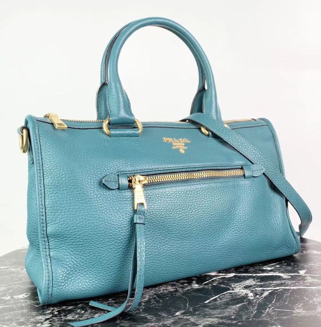 95新 Prada/普拉达 prada湖蓝色c1356开口笑手提包