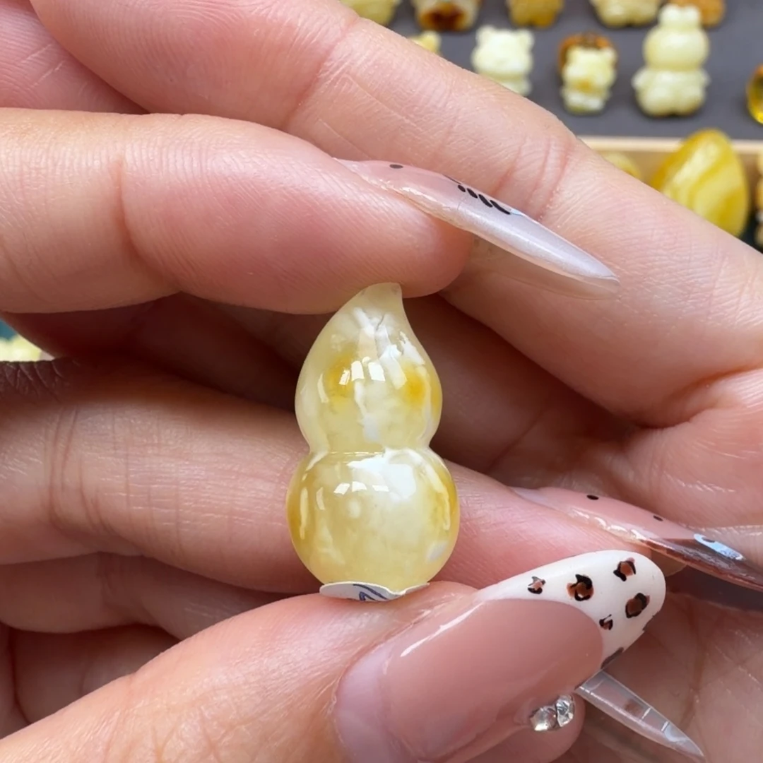 蜜蜡未镶嵌裸石蜜蜡