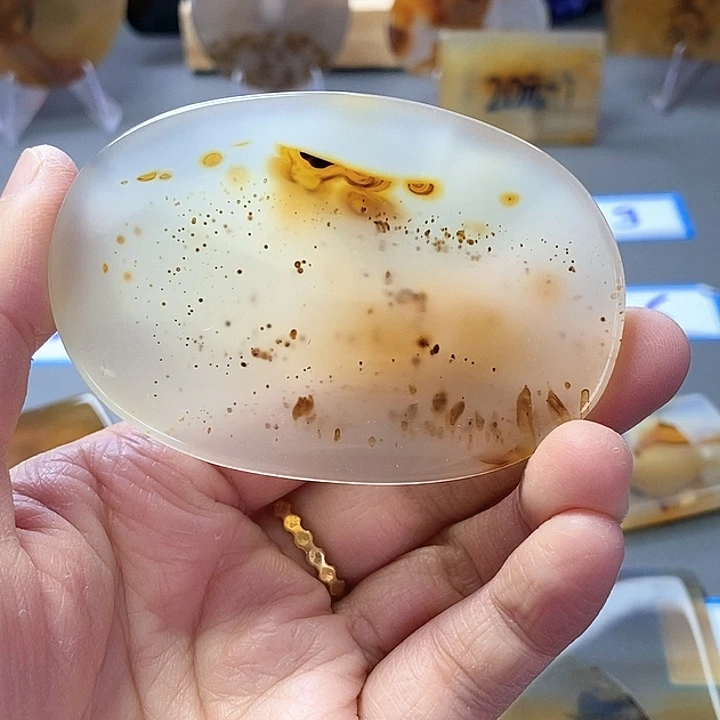 玛瑙/玉髓未镶嵌珠宝半成品