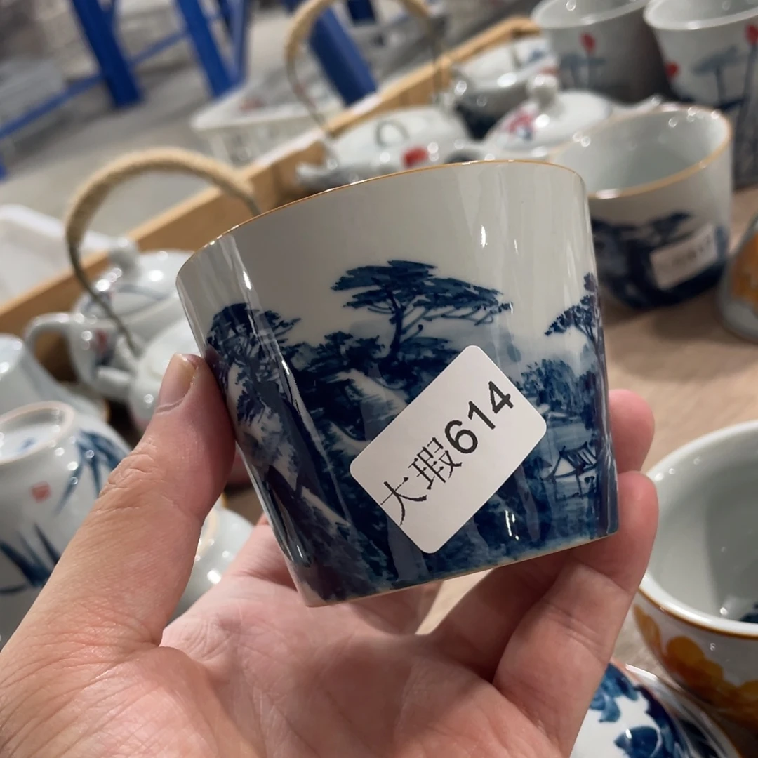 釉下手绘茶具微瑕
