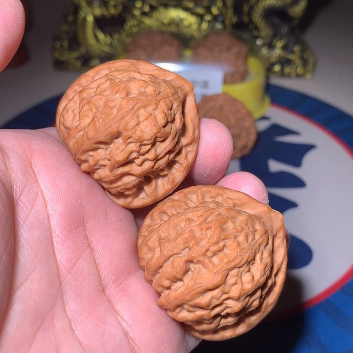 吊坠文玩核桃三角金牛41