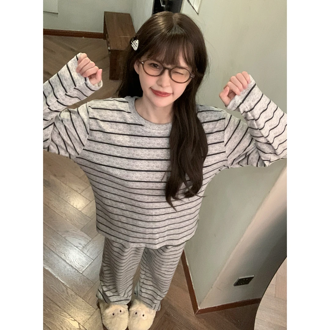秋冬季睡衣女款爆款2025新款德绒条纹甜美风保暖家居服套装可外穿