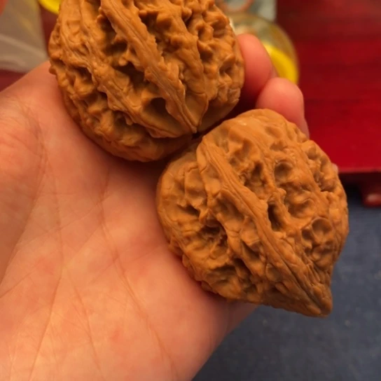 【闪购商品】文玩核桃吊坠一**前大古石
