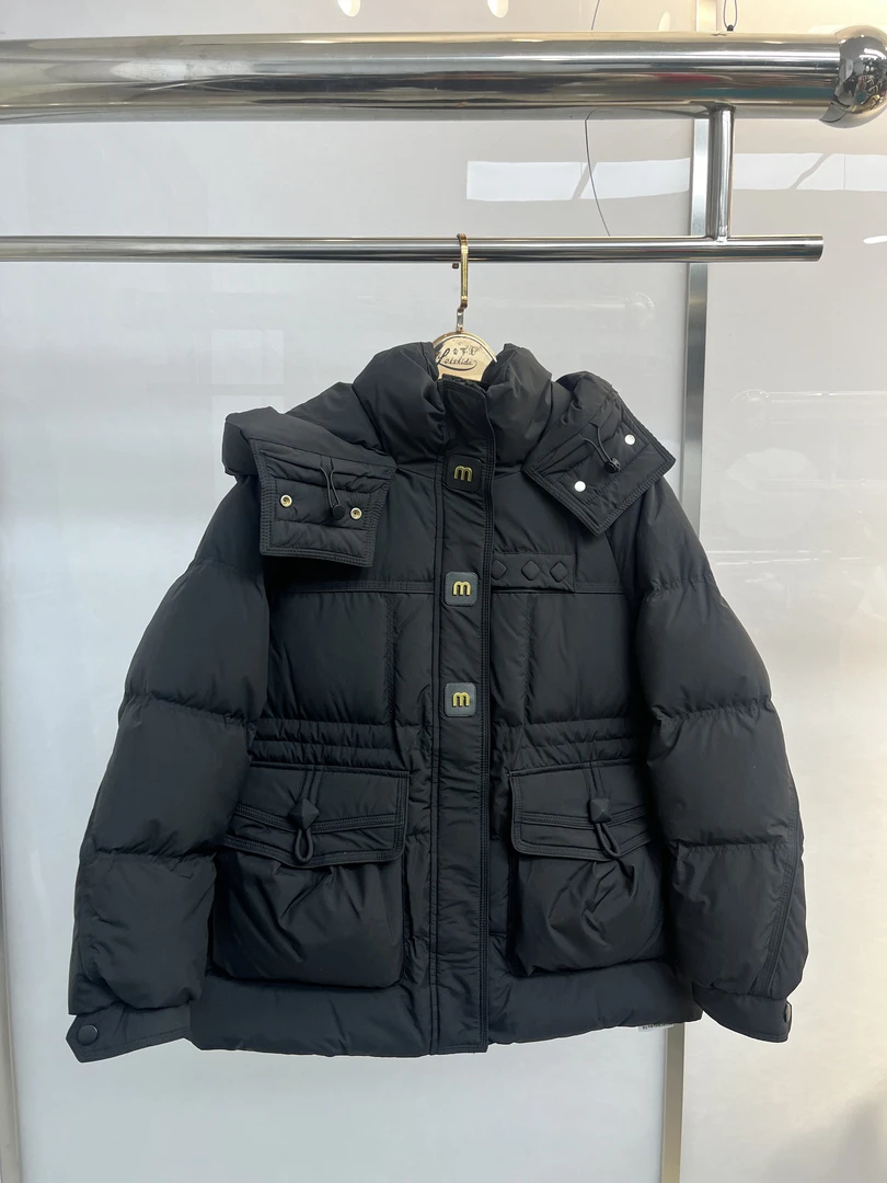 80-1中长款羽绒服