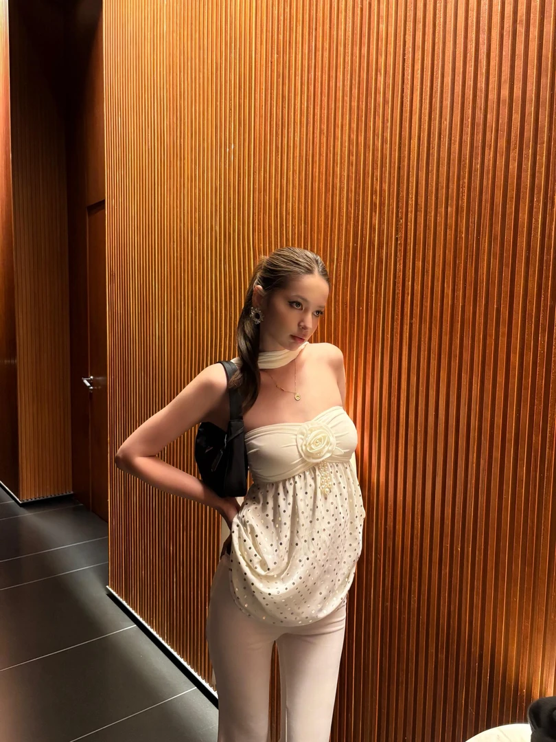 2025夏日新品高级感波点立体钉珠花朵A摆抹胸背心配休闲喇叭裤女