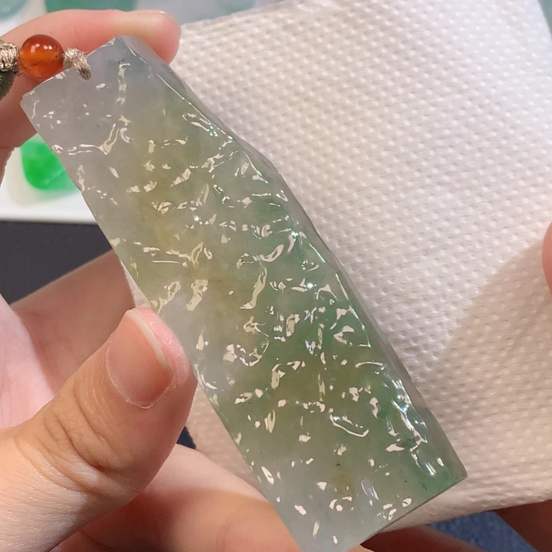 翡翠未镶嵌吊坠(不含链)822