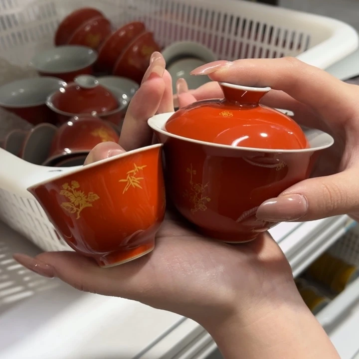 两件套哈哈哈哈哈哈哈