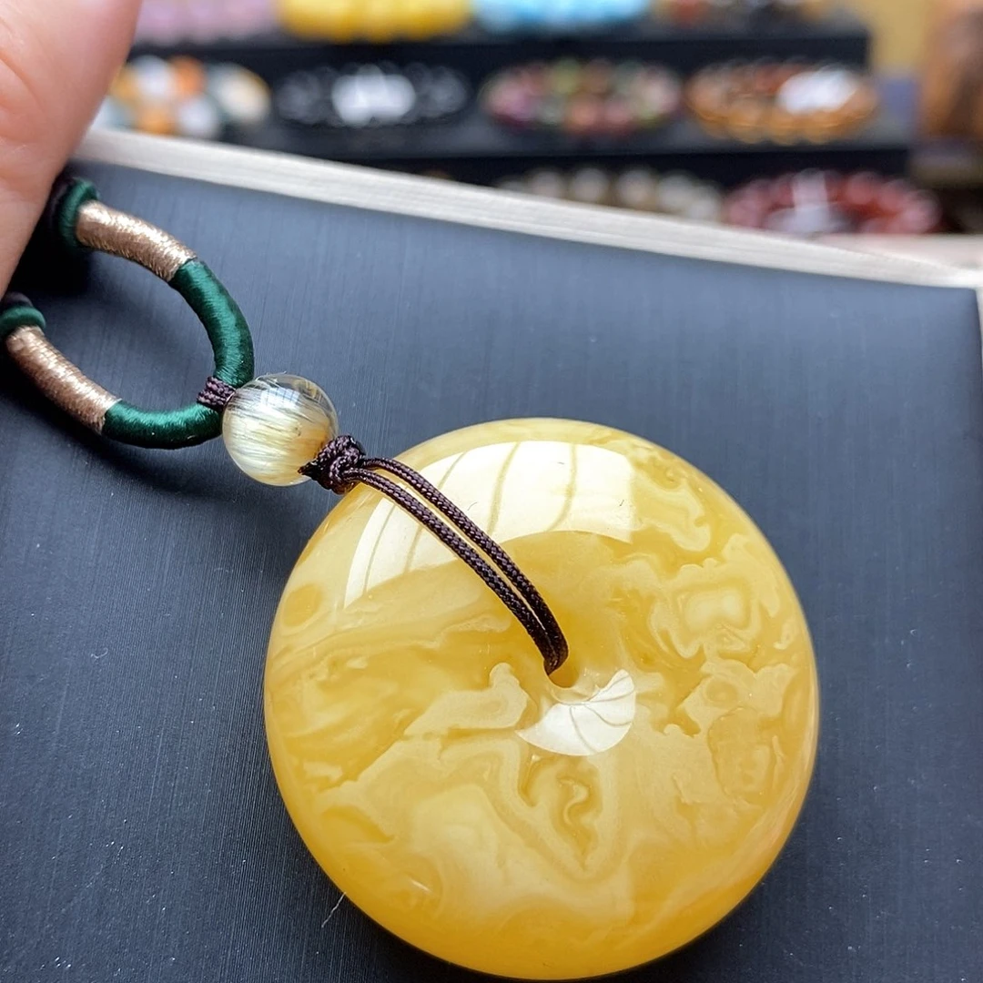 蜜蜡吊坠(赠链)未镶嵌