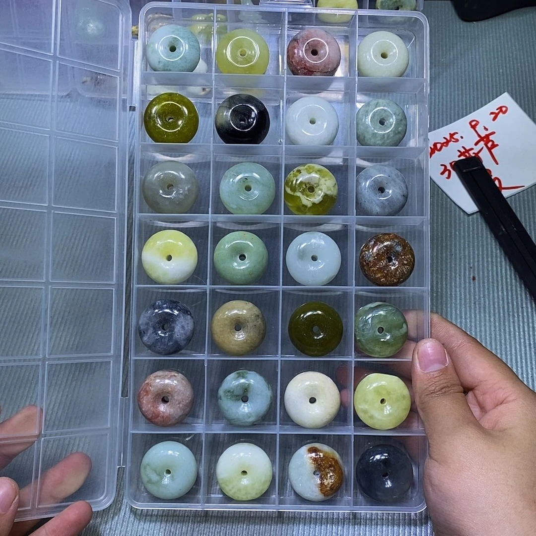 合金蛇纹石玉颈饰393