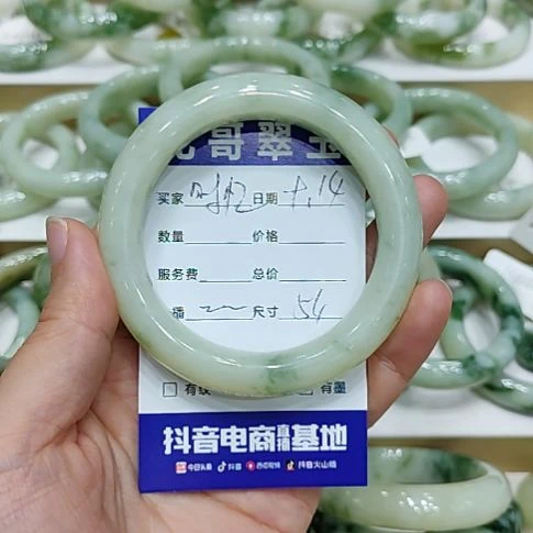 时***゜未镶嵌透闪石-蛇纹石玉手镯