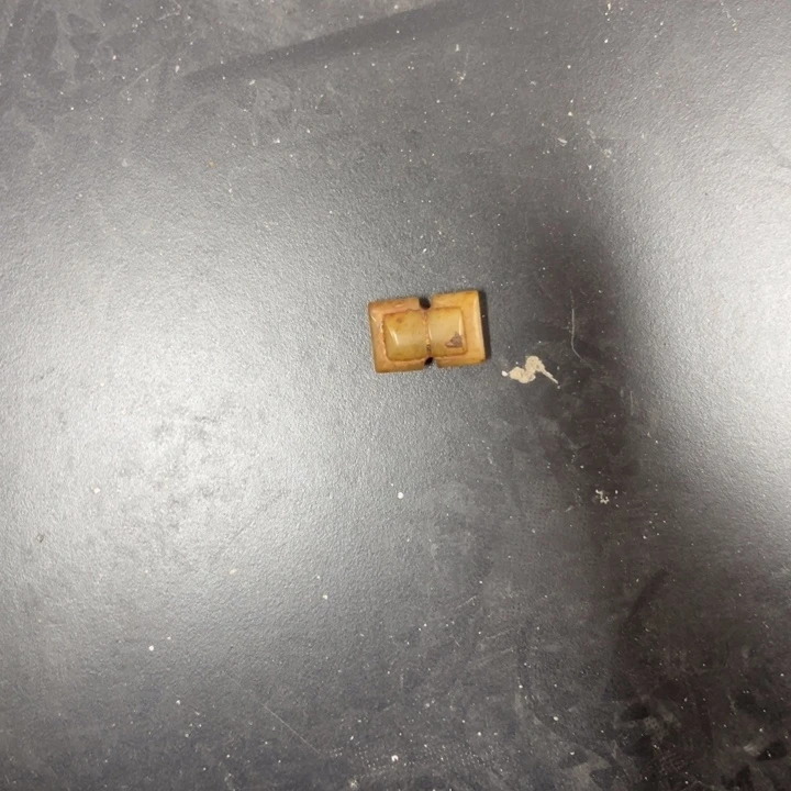 和田玉（黄玉）未镶嵌挂件