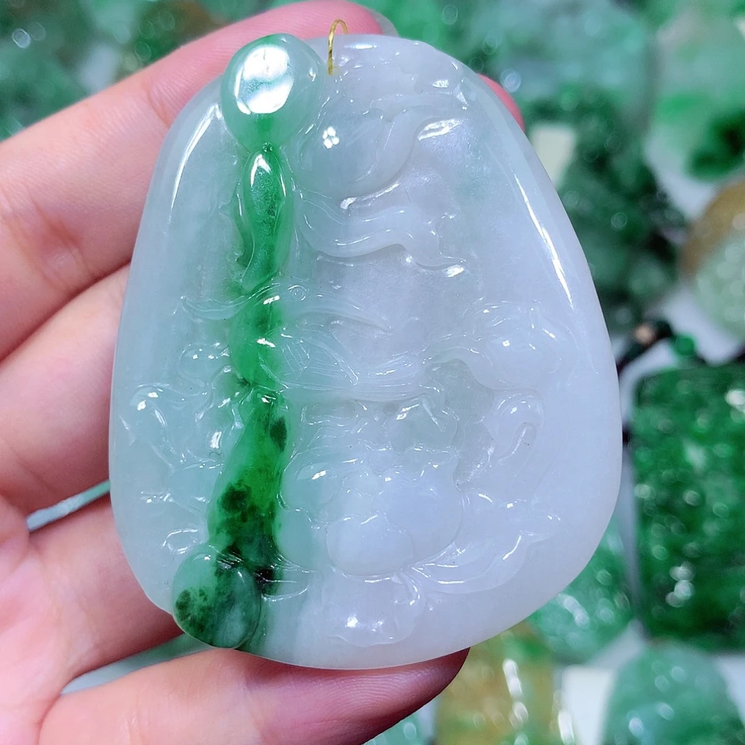 吊坠(不含链)未镶嵌翡翠