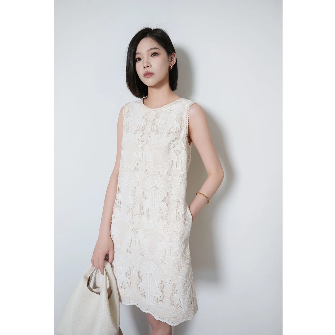 Migaino曼娅奴女装夏季新款轻奢气质刺绣裙子小个子度假风连衣裙