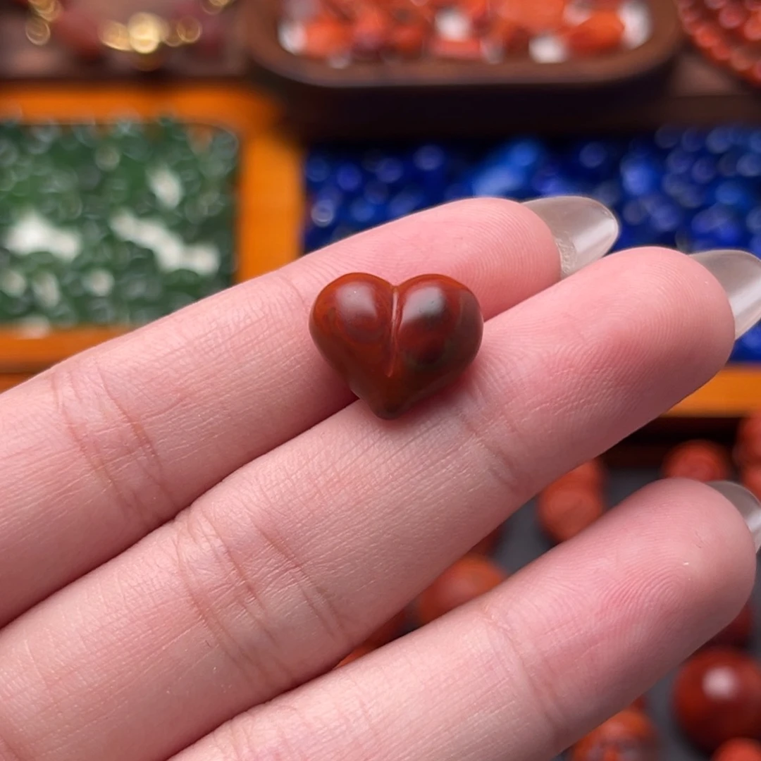 南红玛瑙南红未镶嵌28包浆小屁桃