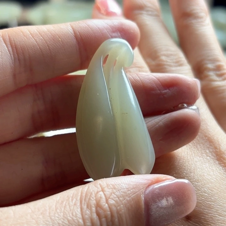 和田玉挂件未镶嵌风***归