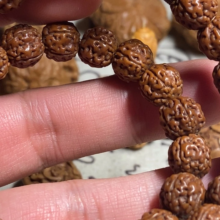 鹿**?风味纯手工桃核雕刻龙头