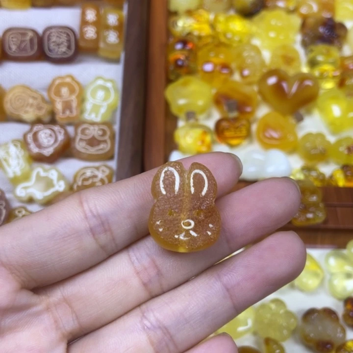 吊坠橄榄核原皮兔头101