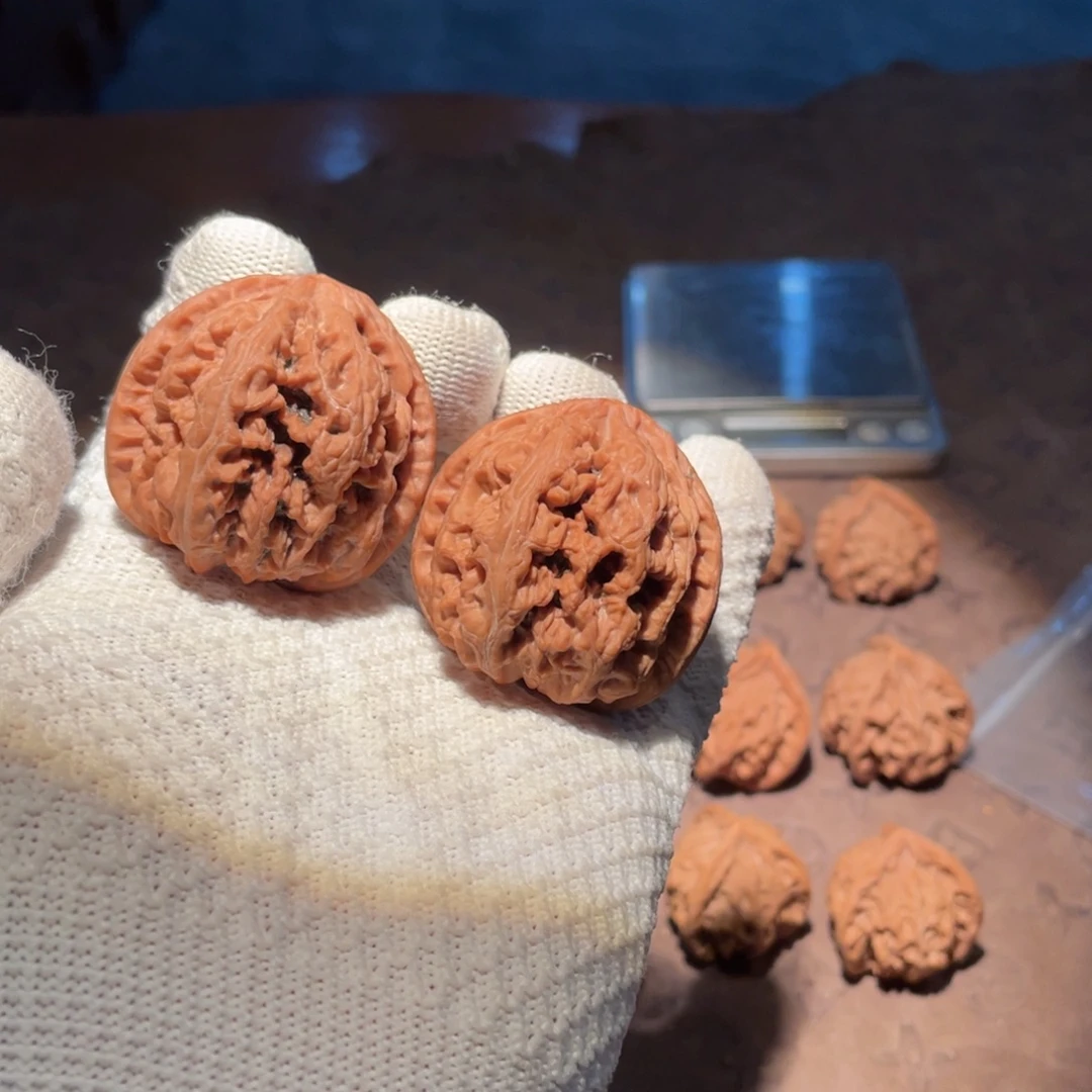 L***R把件文玩核桃粗筋