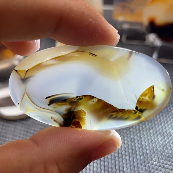 玛瑙/玉髓颈饰未镶嵌
