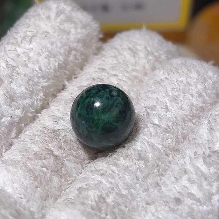 翡翠未镶嵌颈饰卡14.8，老西瓜皮色，129