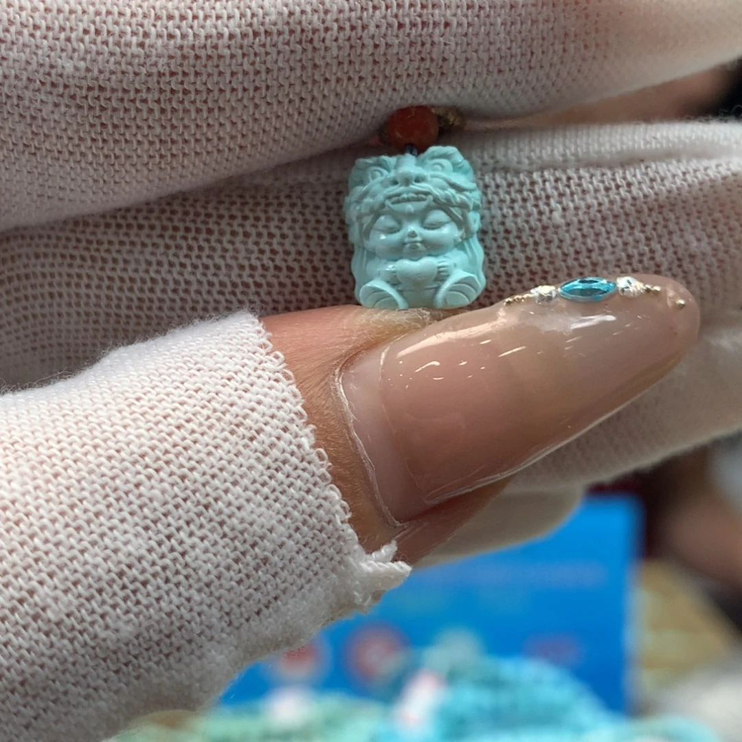 绿松石未镶嵌挂件