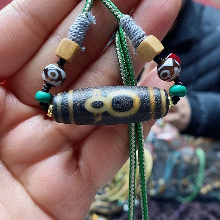 玛瑙/玉髓颈饰合金