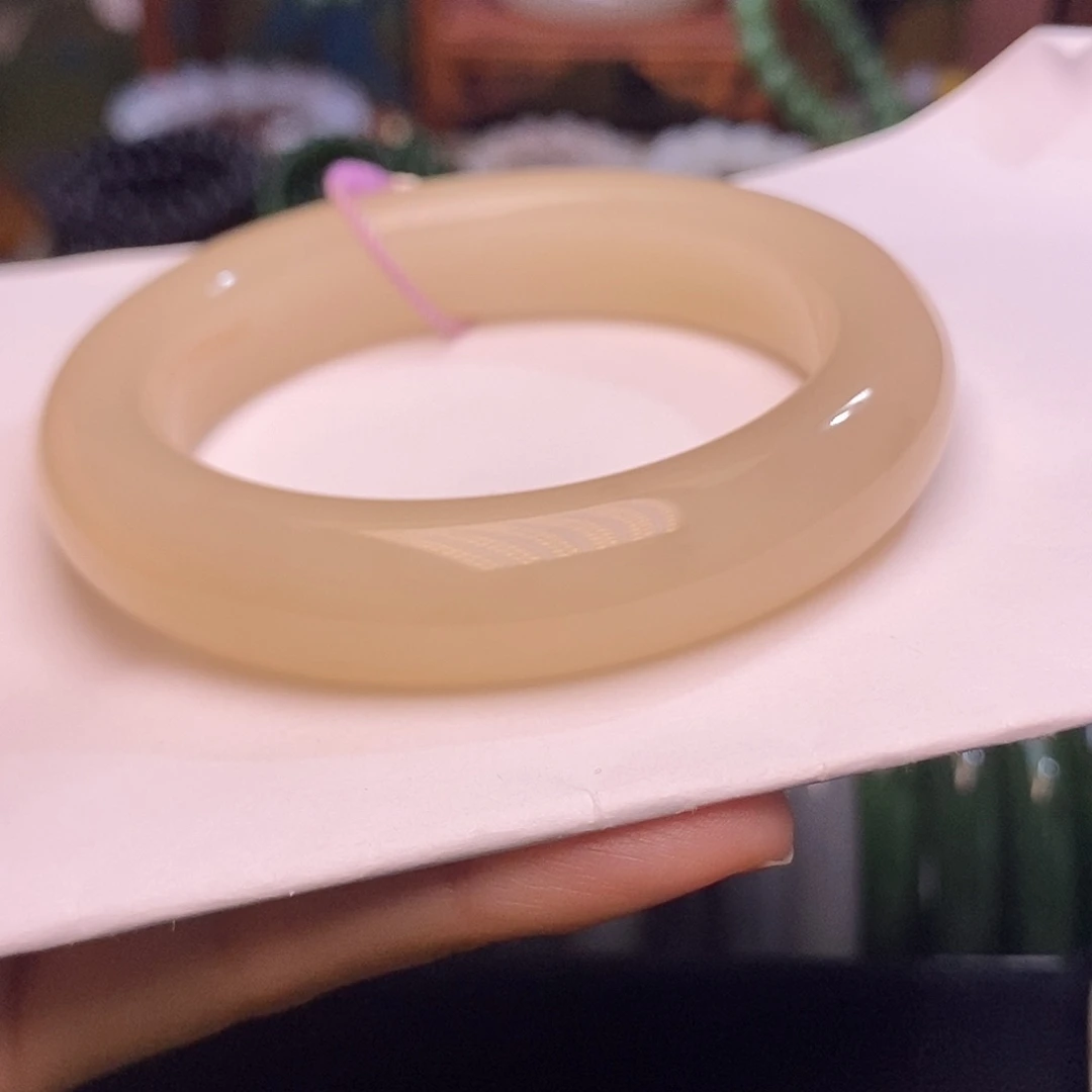 和田玉未镶嵌颈饰55 熟藕粉脂膏级手镯天花板收藏