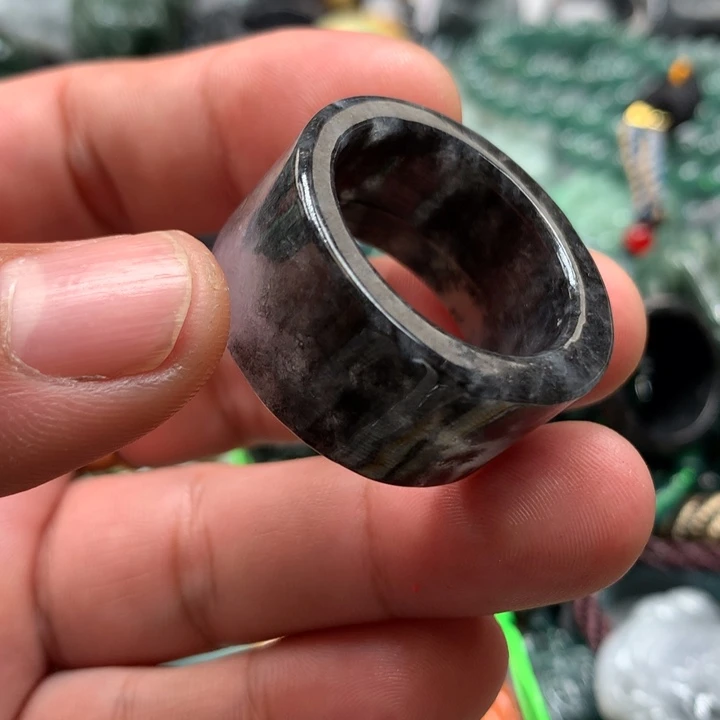 翡翠颈饰未镶嵌保真天然a货翡翠