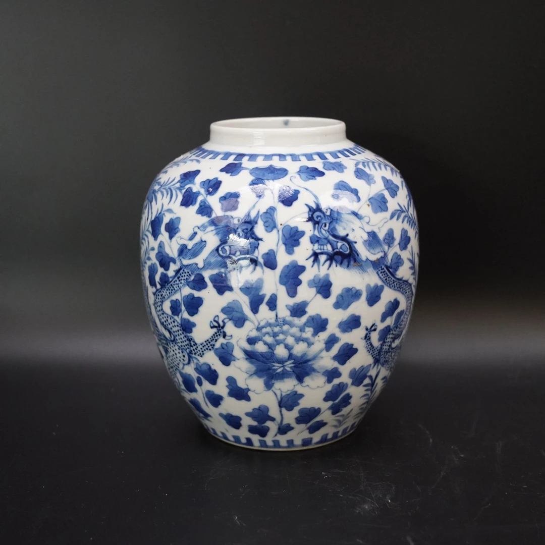Lot.25090596清光绪青花双龙穿花纹罐 高：约19cm