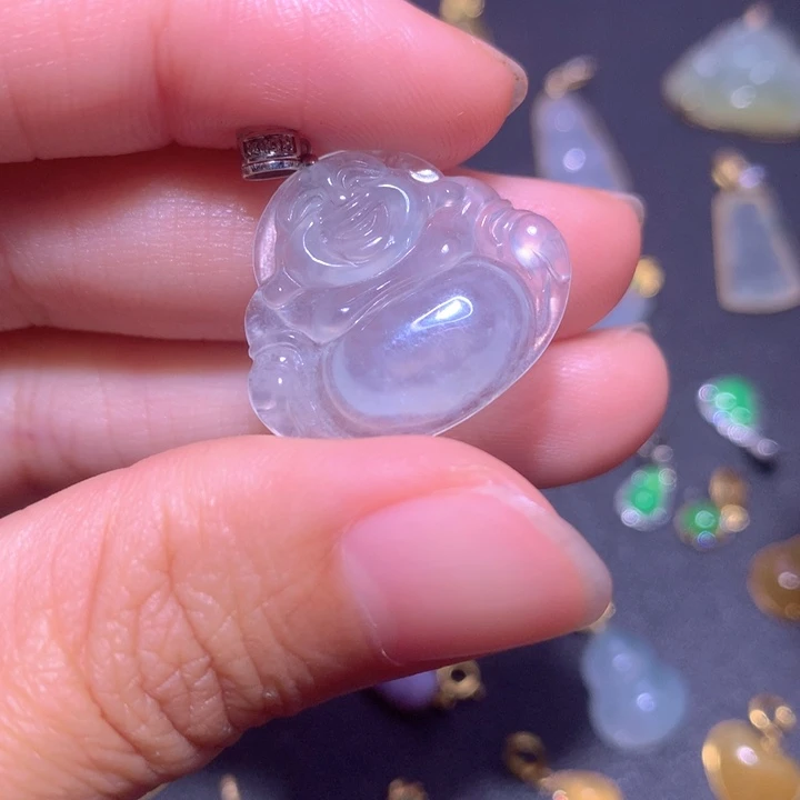 颈饰18K金镶嵌翡翠翡翠